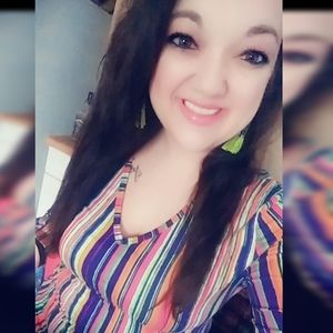 Meet your Posher, Holly